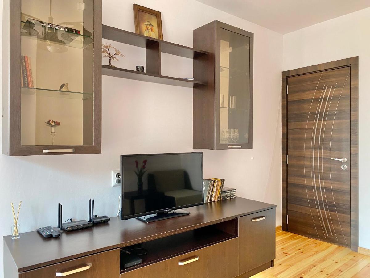 Bright Central Studio For 4 In Μπουργκάς Εξωτερικό φωτογραφία