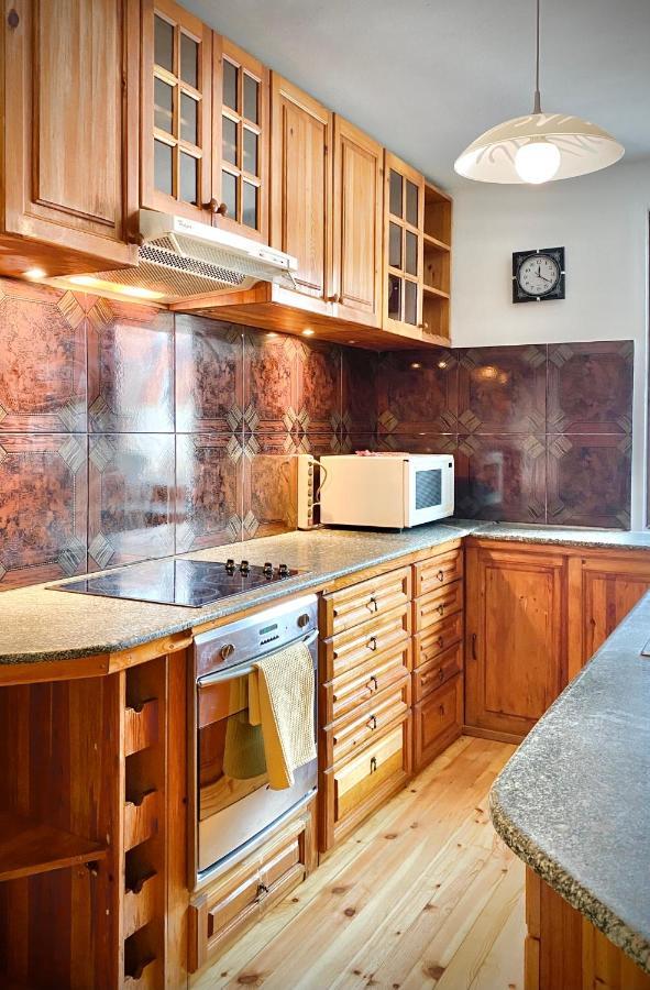 Bright Central Studio For 4 In Μπουργκάς Εξωτερικό φωτογραφία