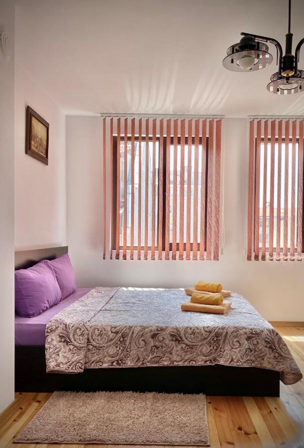 Bright Central Studio For 4 In Μπουργκάς Εξωτερικό φωτογραφία