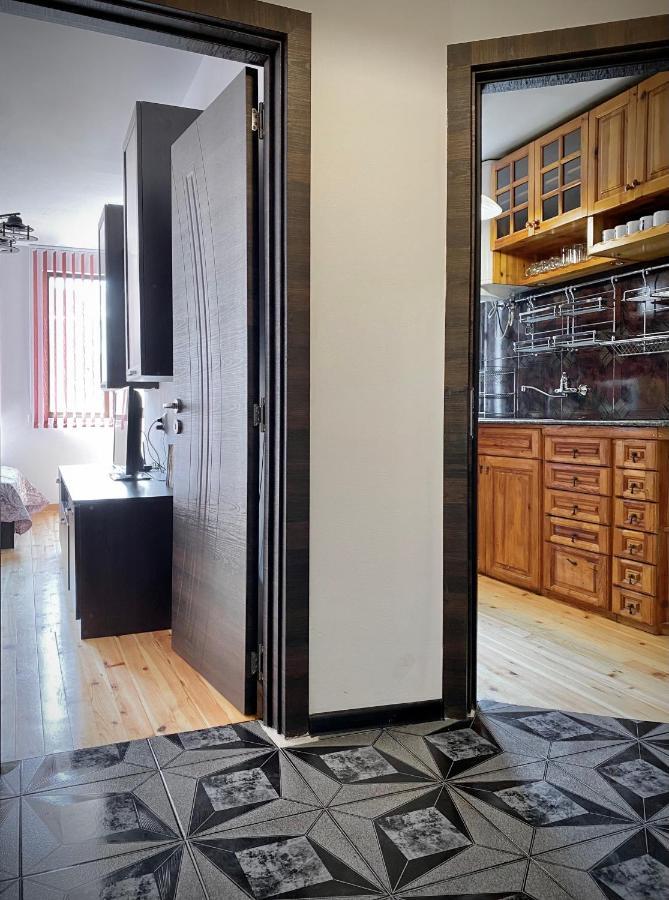Bright Central Studio For 4 In Μπουργκάς Εξωτερικό φωτογραφία